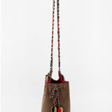 Bolso bucket marrón con interior rojo Joaquina Cayetana